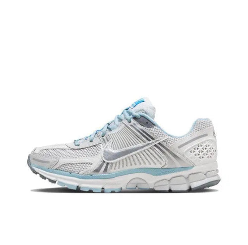 Nike Zoom Vomero 5 SP running sneaker, light grey with light blue accents